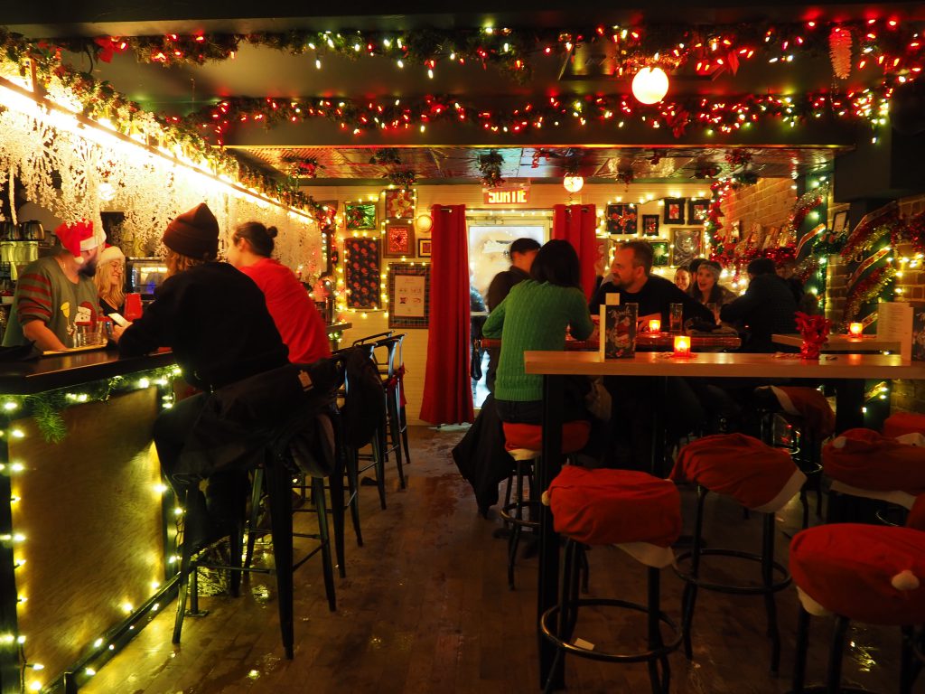 Miracle Bar de Noël- Ambiance de Noël à Montréal